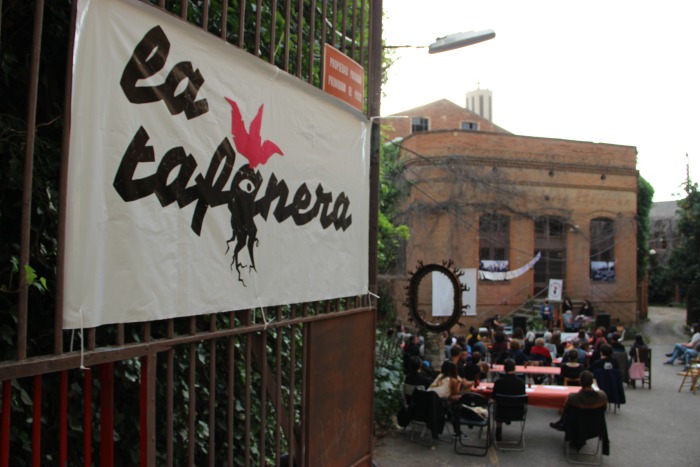 La Tafanera prossegueix la setmana del 8M amb una calçotada feminista