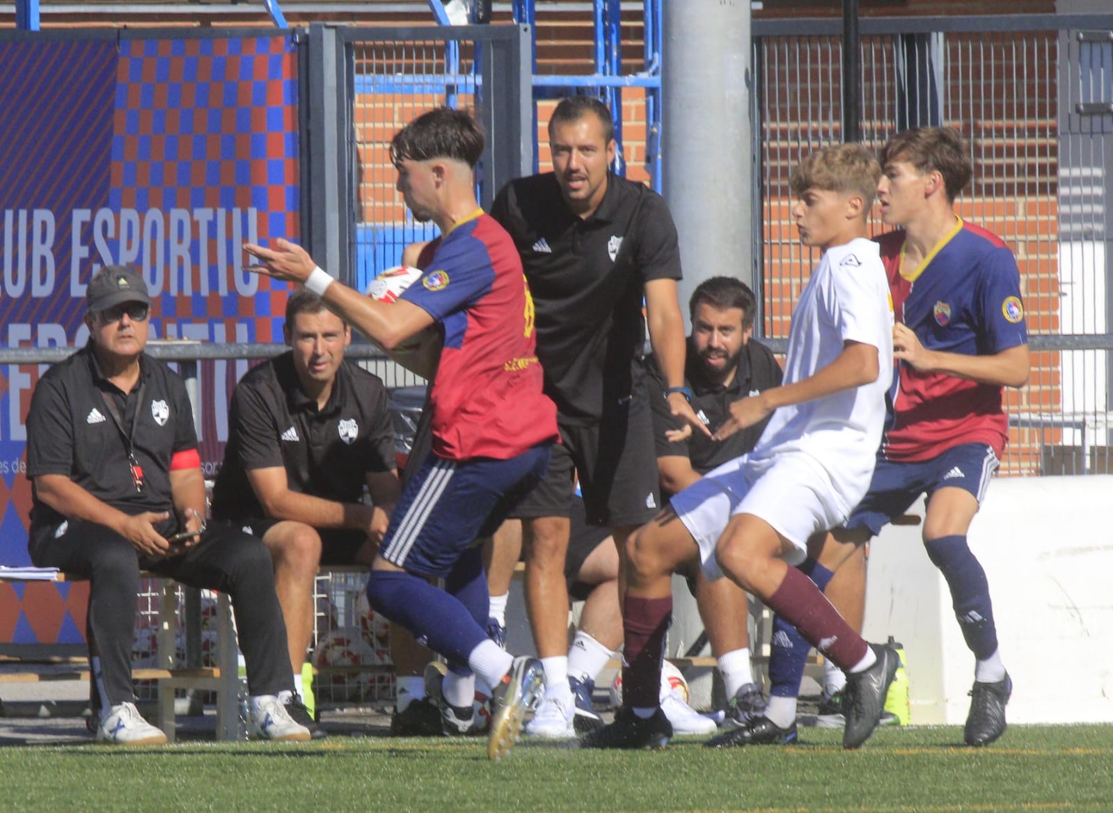 El Mercantil busca el primer triomf de la temporada davant el Barça