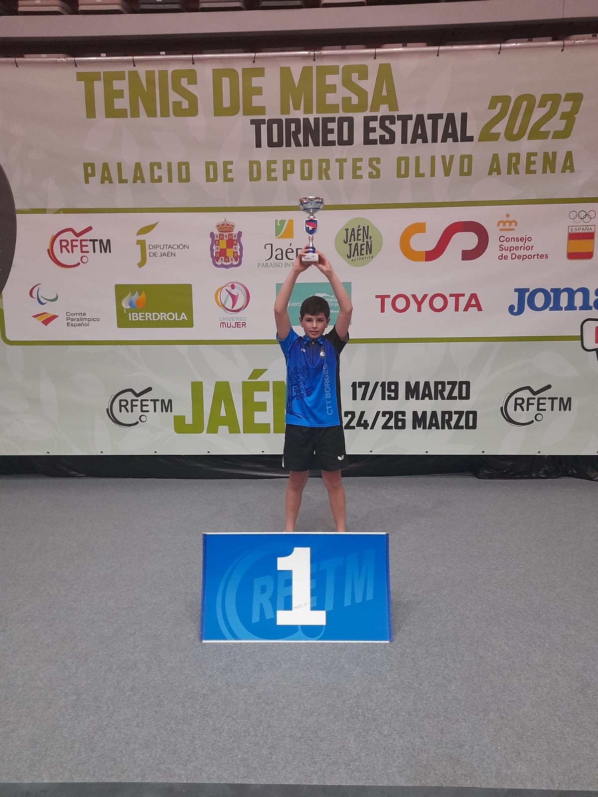 Roc Gibert guanya el Torneig Estatal aleví de tennis taula