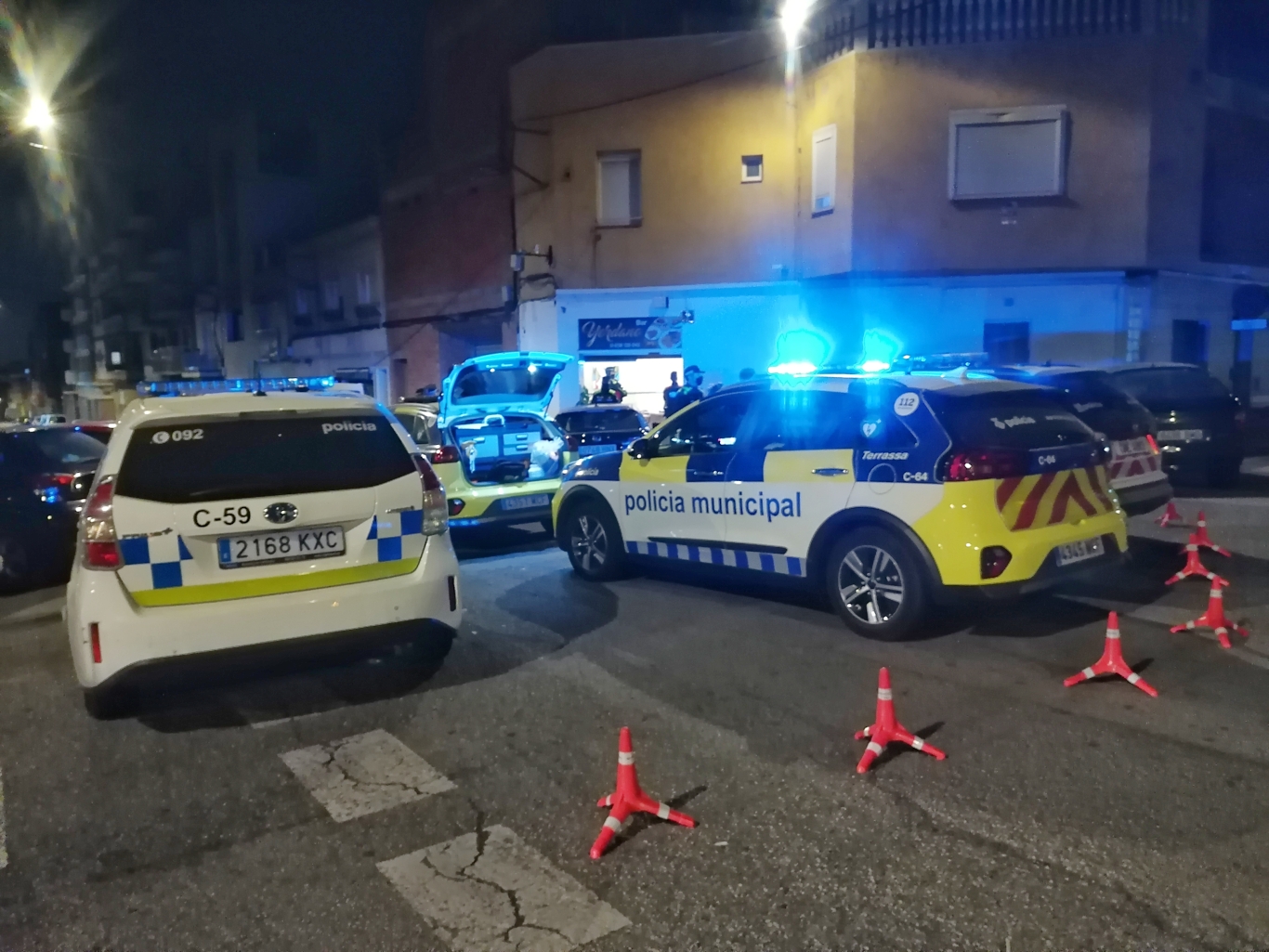 Espectacular batuda policial a Terrassa