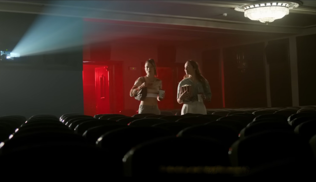 Stay Homas roda videoclip al Cinema Catalunya