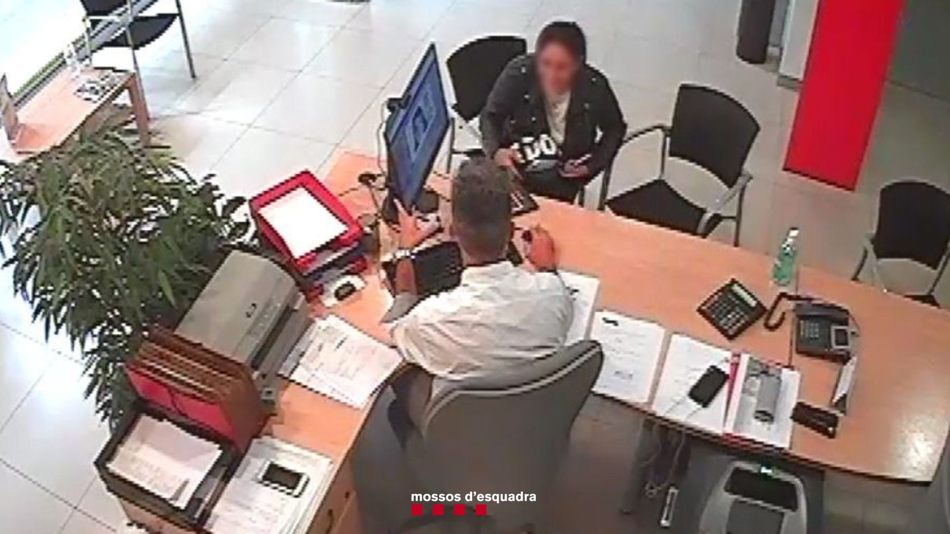 Dos estafadors bancaris detinguts a Terrassa