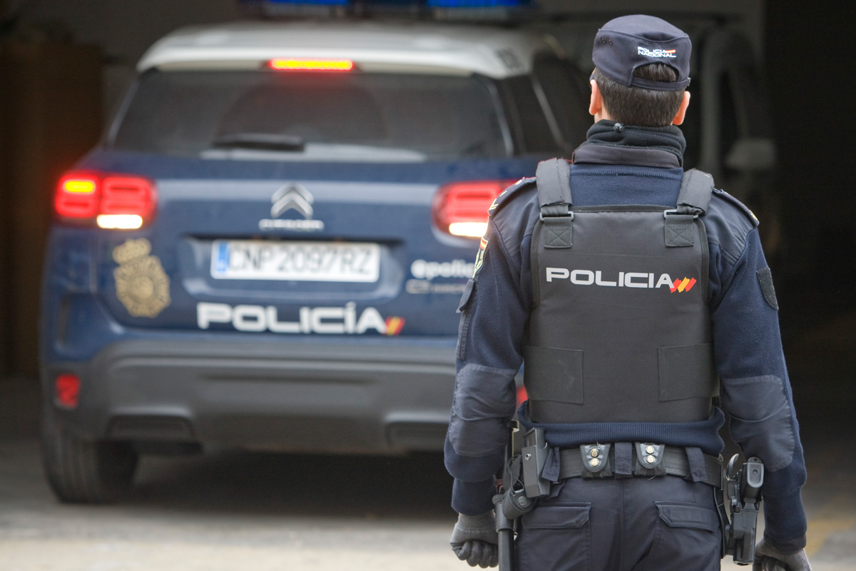 Un presumpte traficant fuig per les teulades a Terrassa