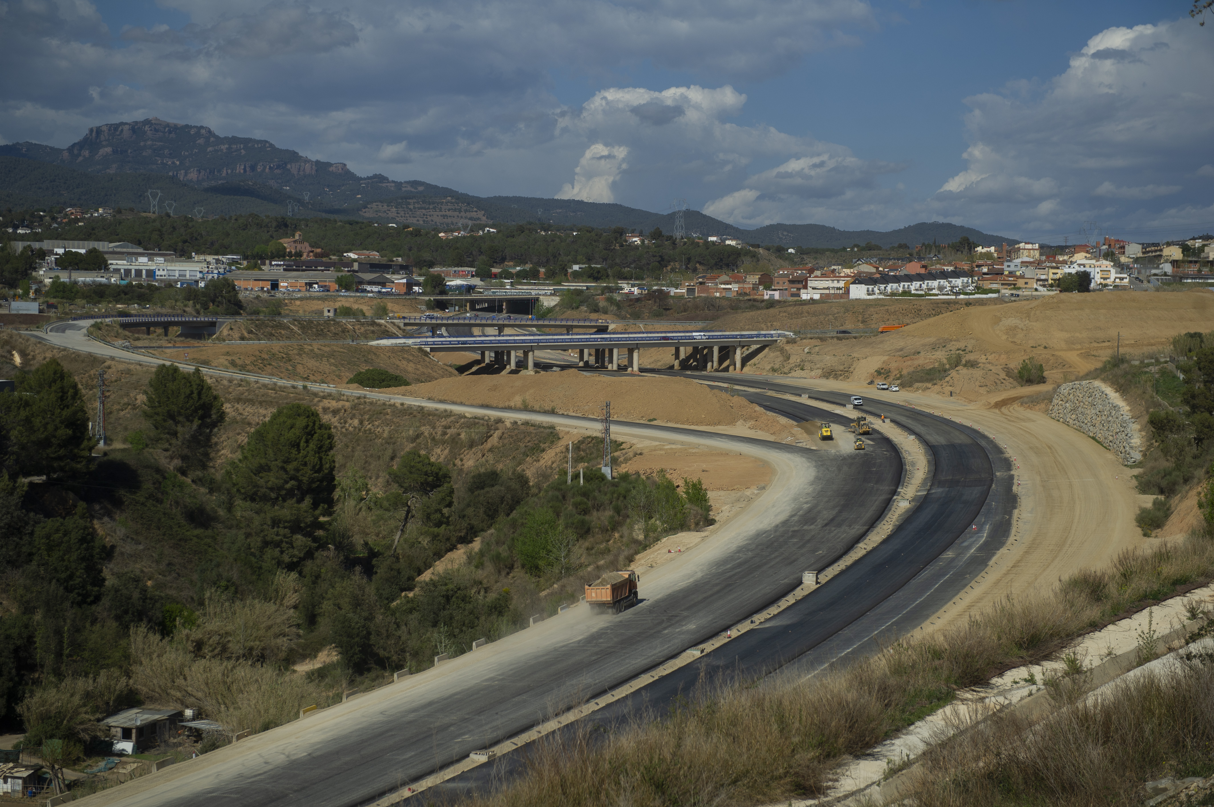 La B-40 avança amb suspens cap a Terrassa