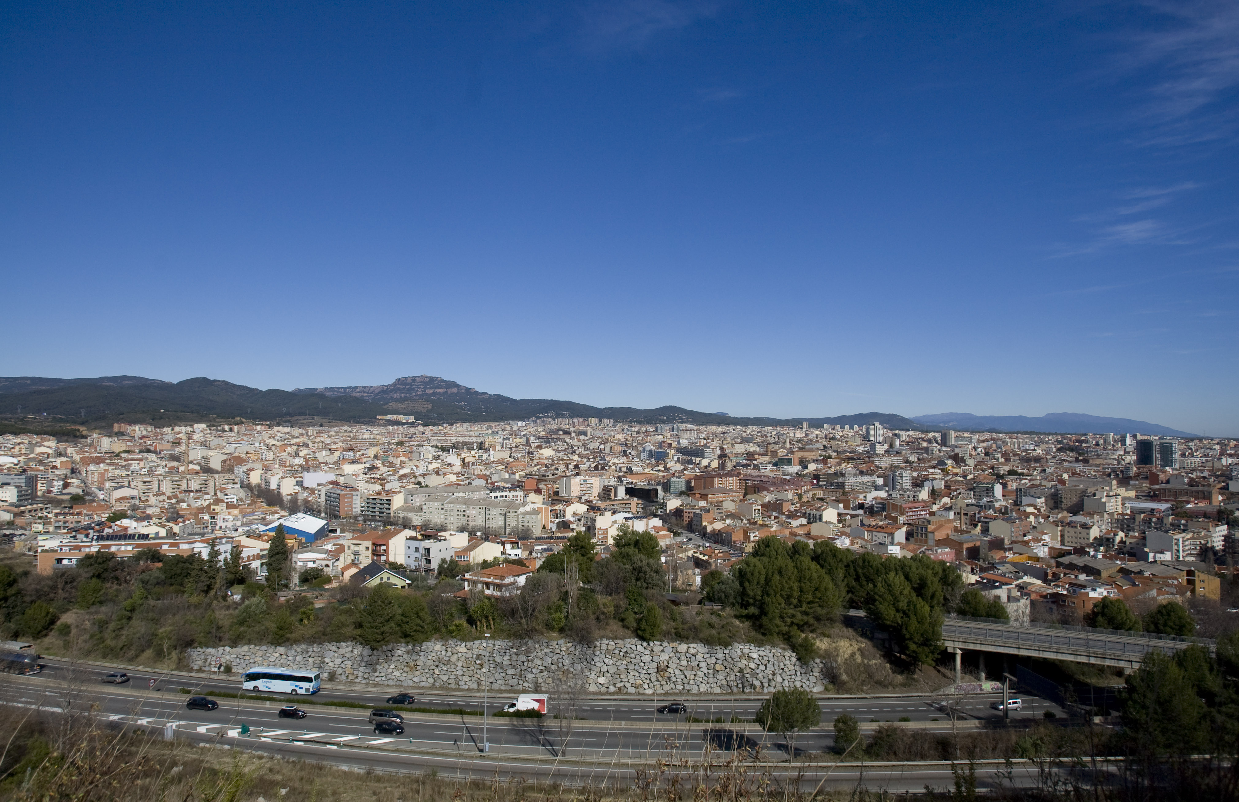 Ambient assolellat la major part del dia i més calor - 