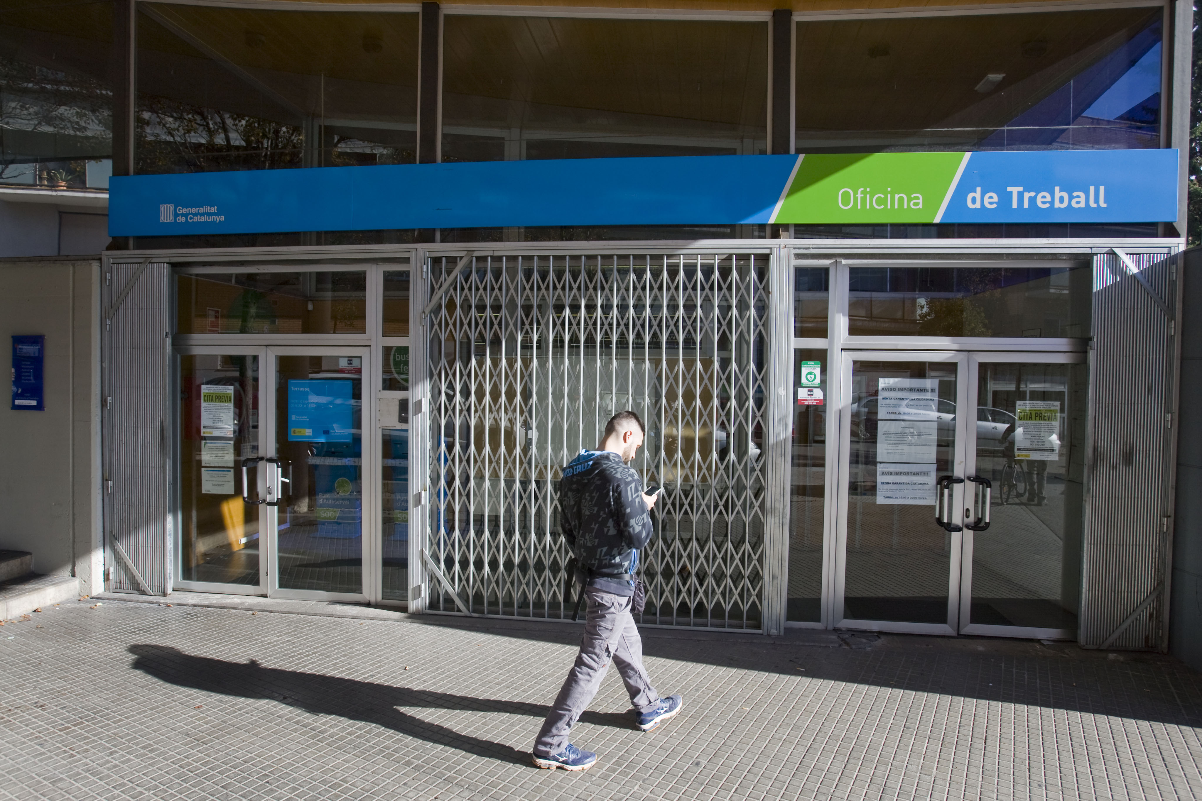 L’atur juvenil creix a Terrassa, però també els afiliats