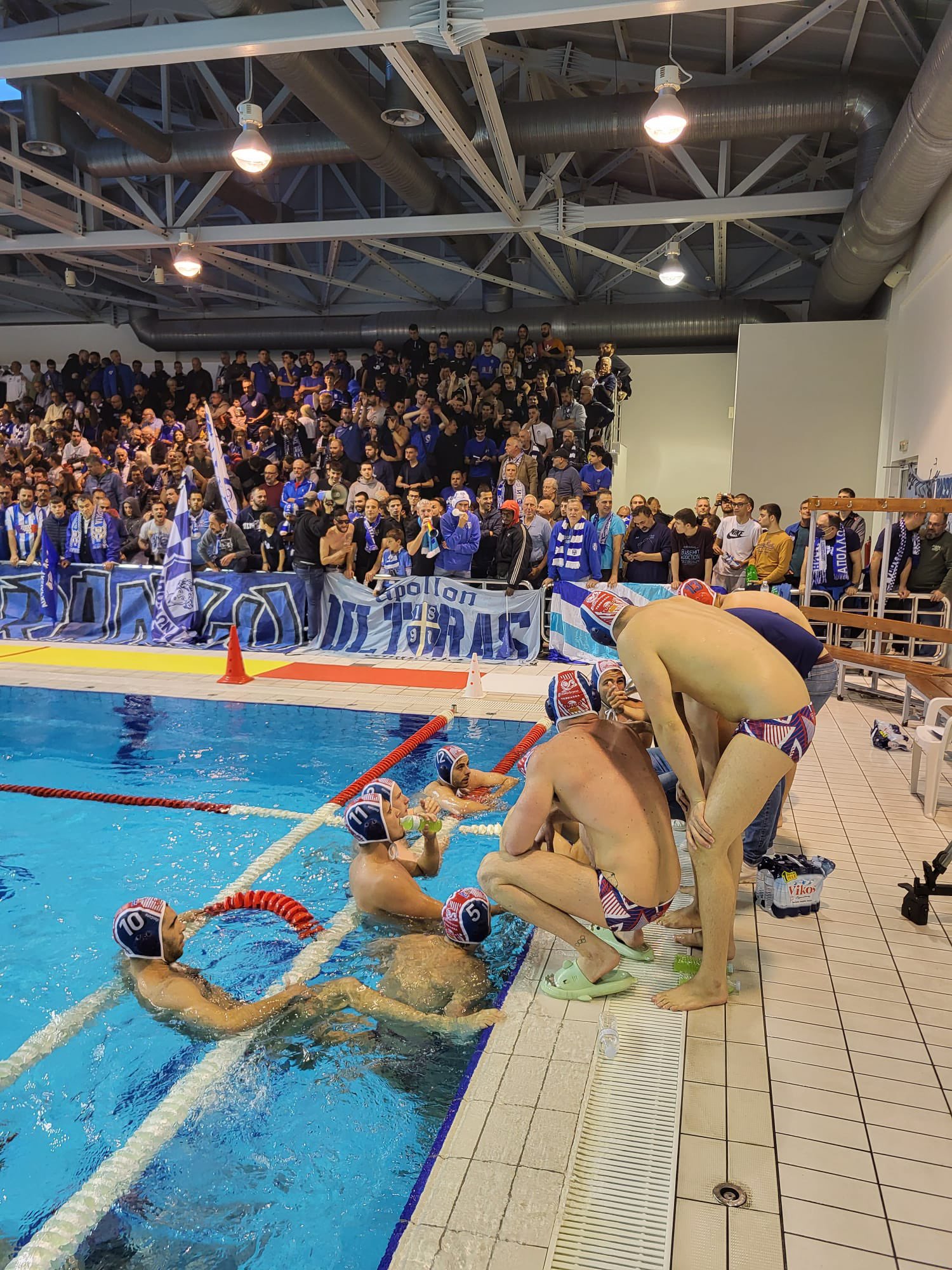 El CN Terrassa només perd d'un gol a Atenes