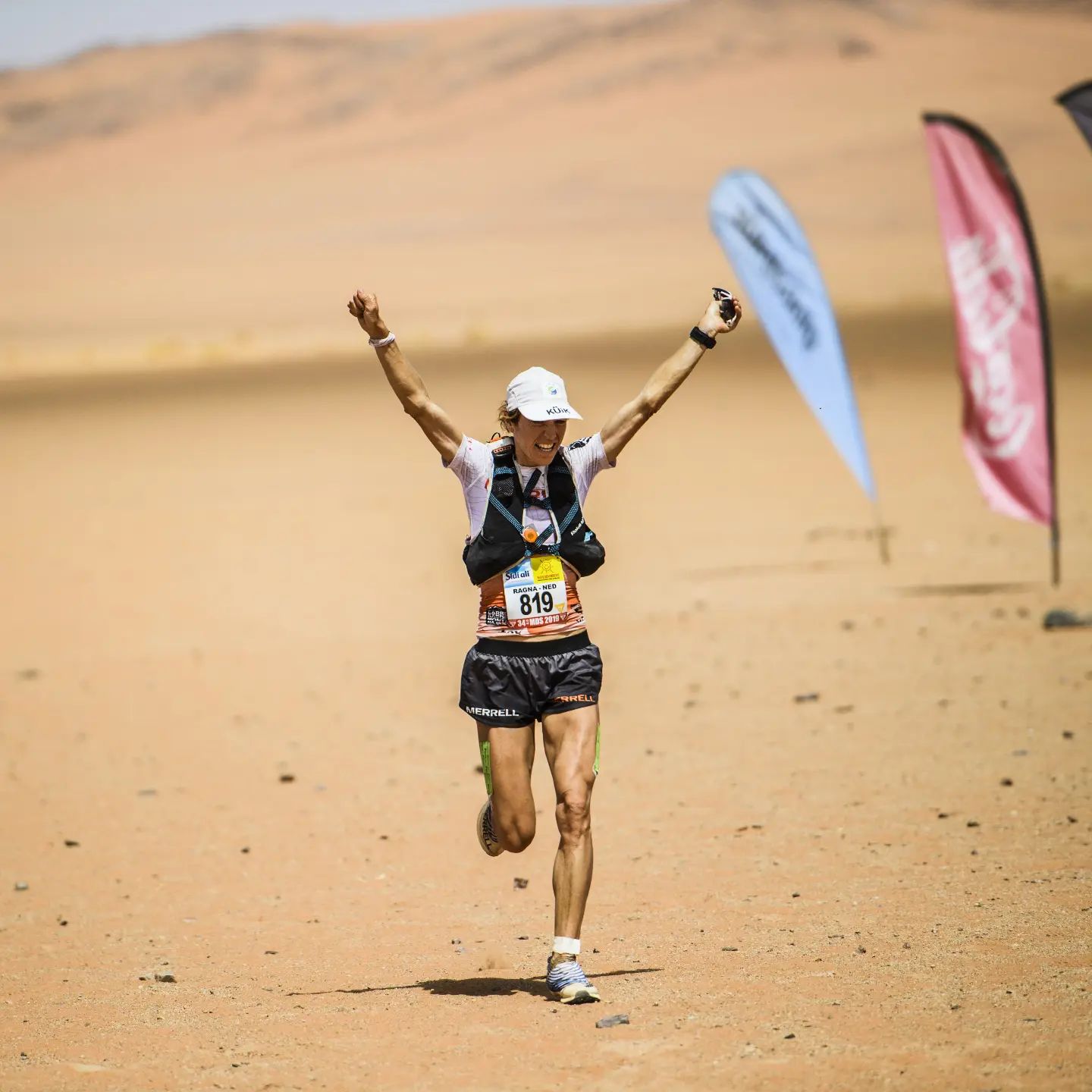 Ragna Debats busca la segona victòria a la Marató des Sables