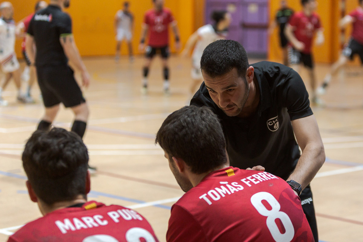 L'Handbol Terrassa cau severament golejat a Sant Cugat