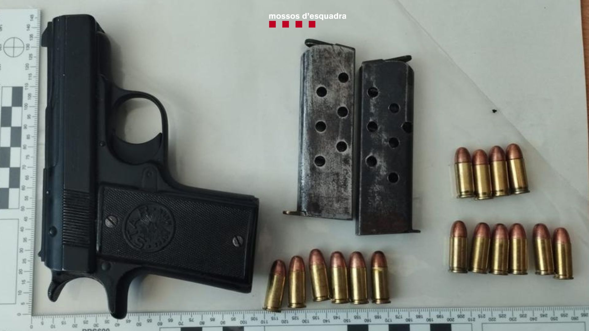 Detingut un pistoler que es feia passar per policia a Vacarisses