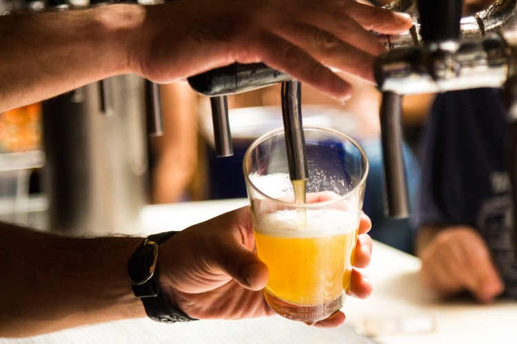 La cervesa sense alcohol es pot consumir sense límit?