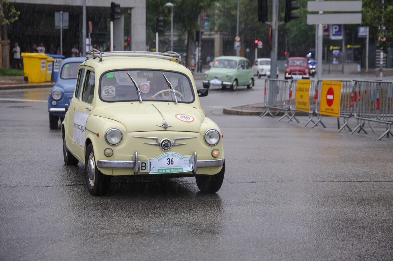 FOTOS | Els 600 desafien la pluja per Festa Major