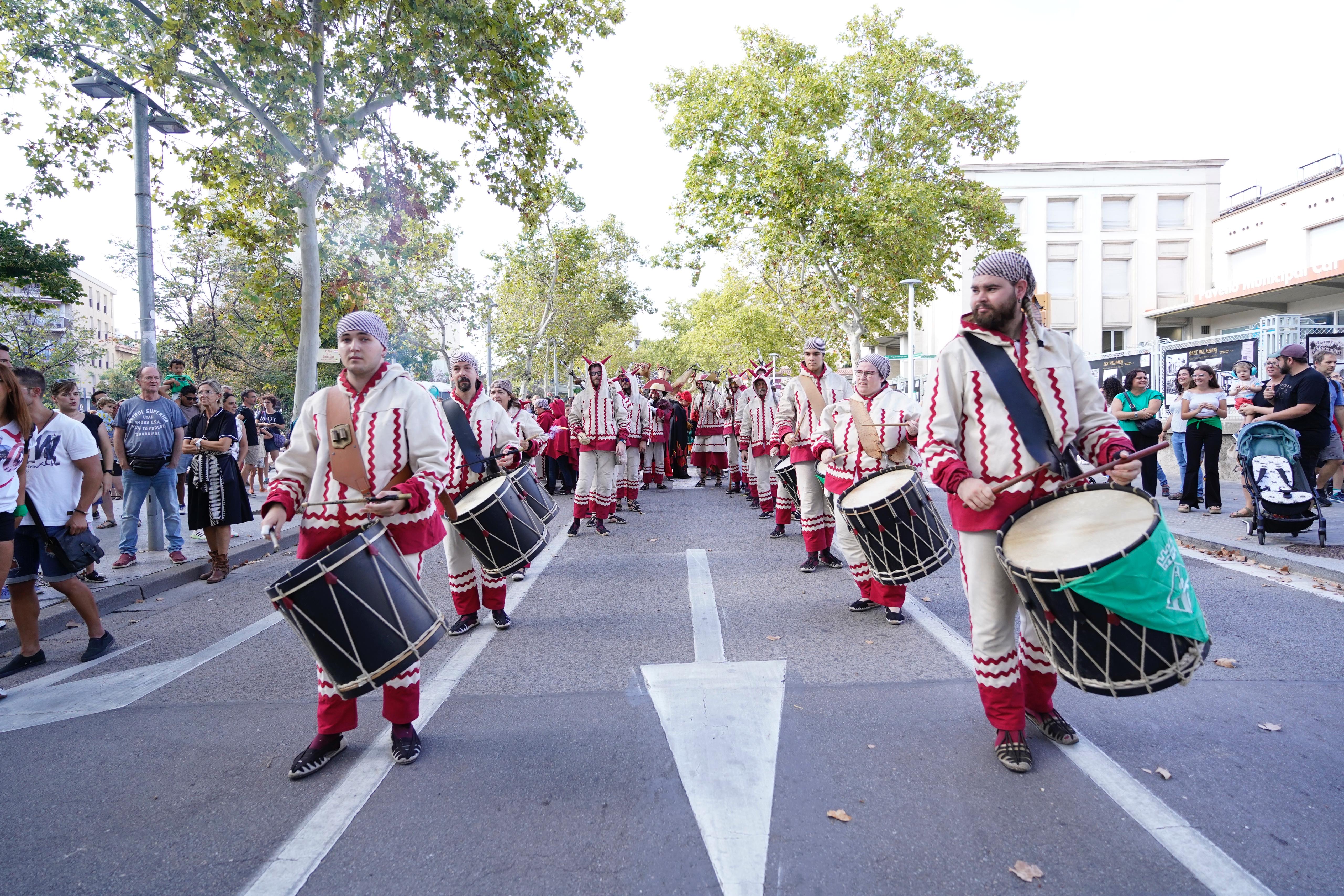 Explosió de cultura popular a la Cercavila de Festa Major
