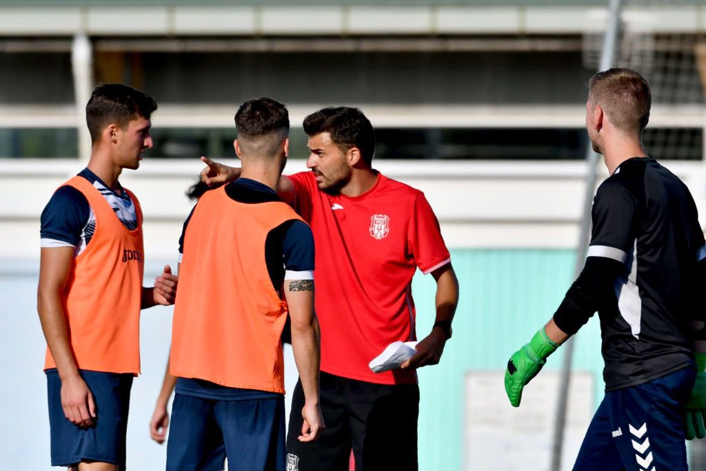 El Terrassa FC negocia el fixatge de Gerard Garrido com a entrenador