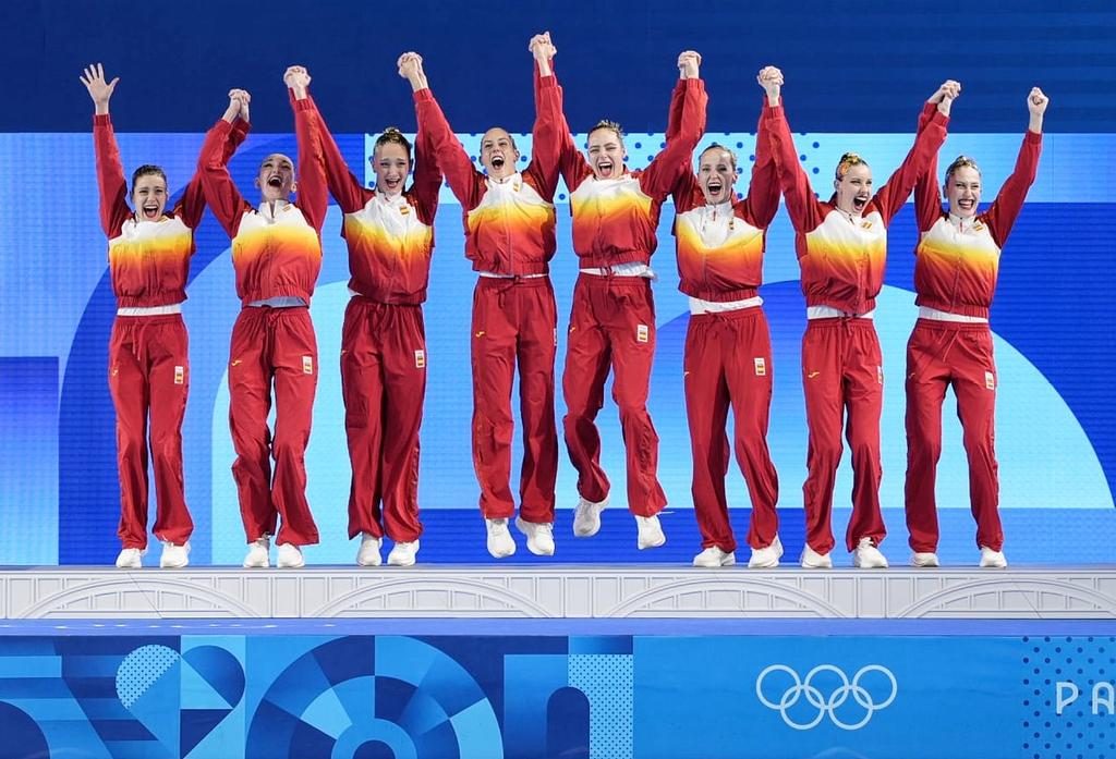 Medalla de bronze per a Txell Ferré a la rutina per equips de natació artística