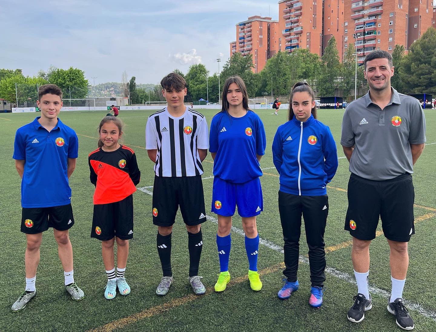 El Jabac presenta les seves noves equipacions