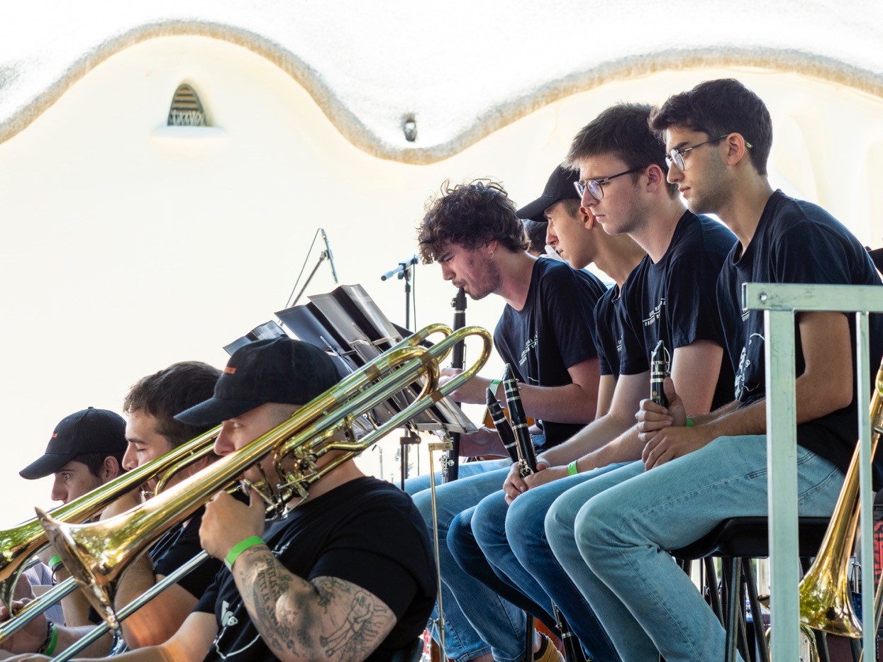 El relleu jazzístic sona a big band