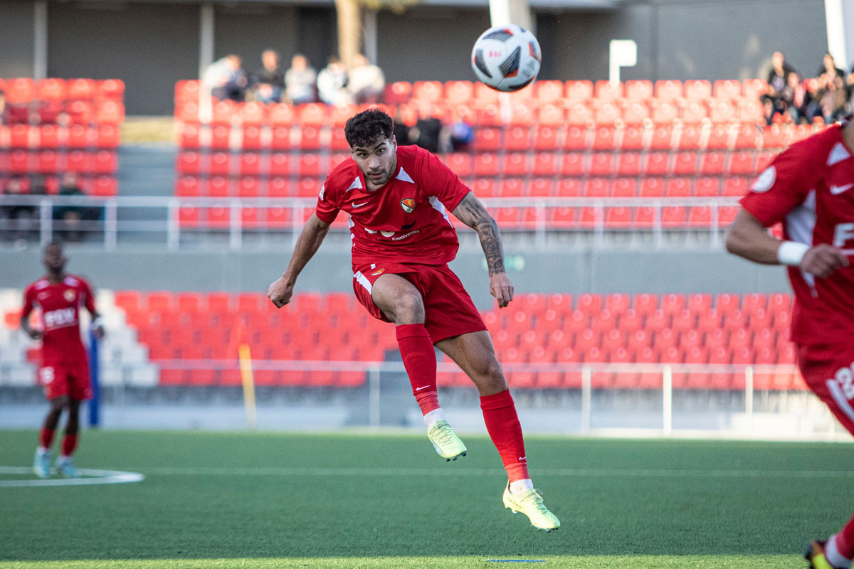 Carlos Martínez causa baixa en el Terrassa FC