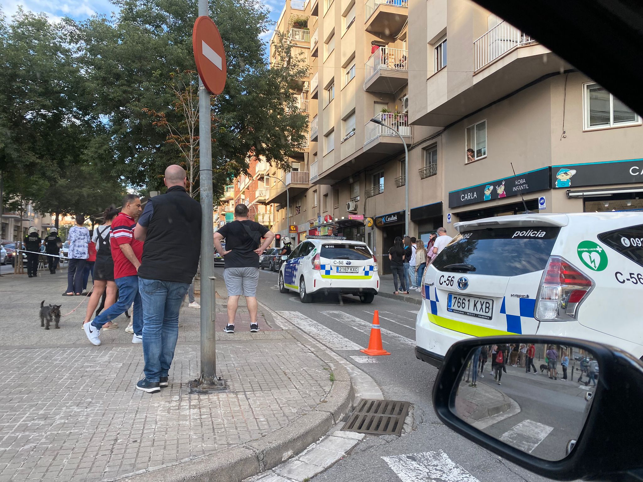 Batuda policial a la rambla de Francesc Macià de Terrassa
