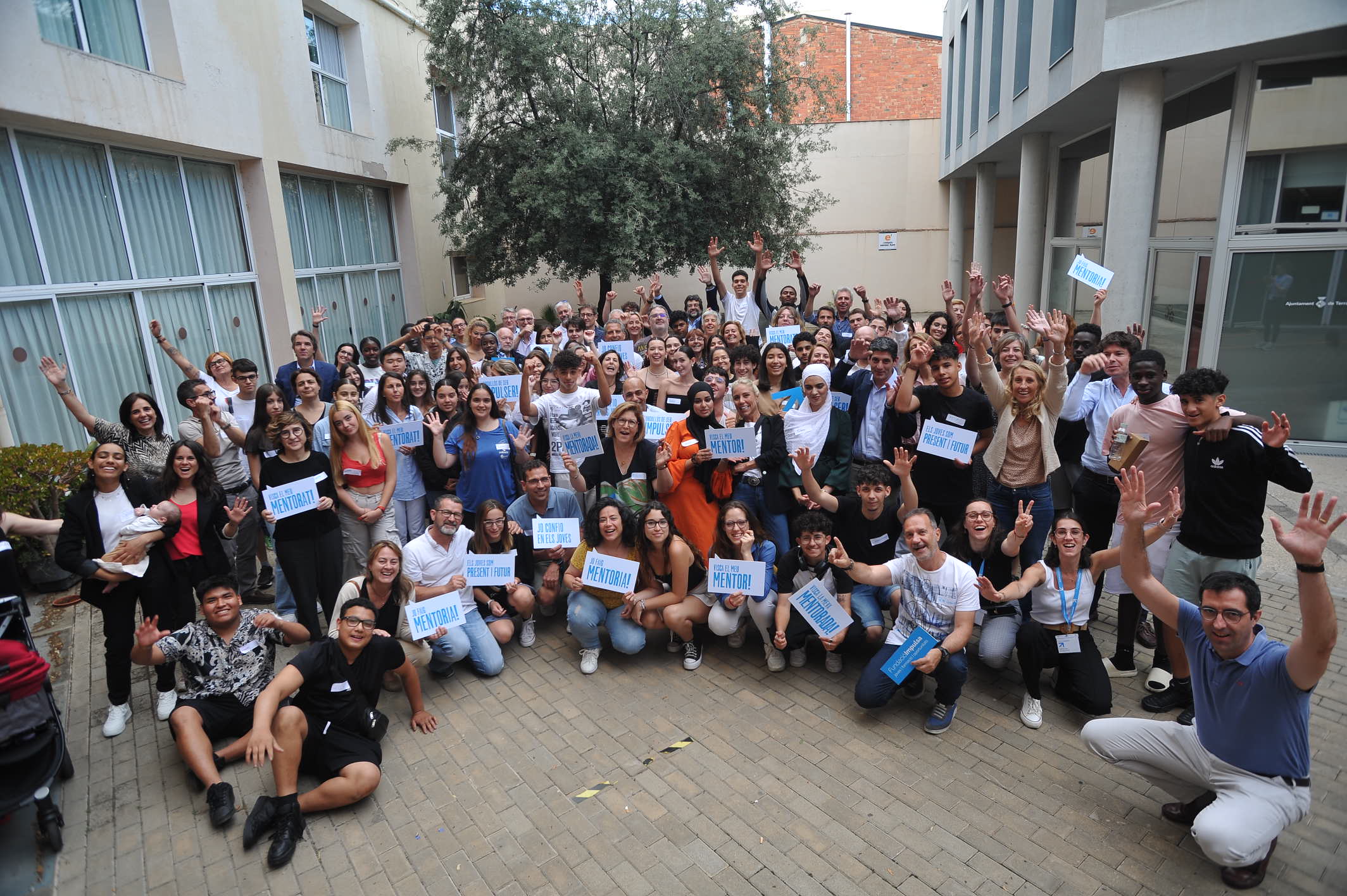 La Fundació Impulsa gradua 20 alumnes a Terrassa