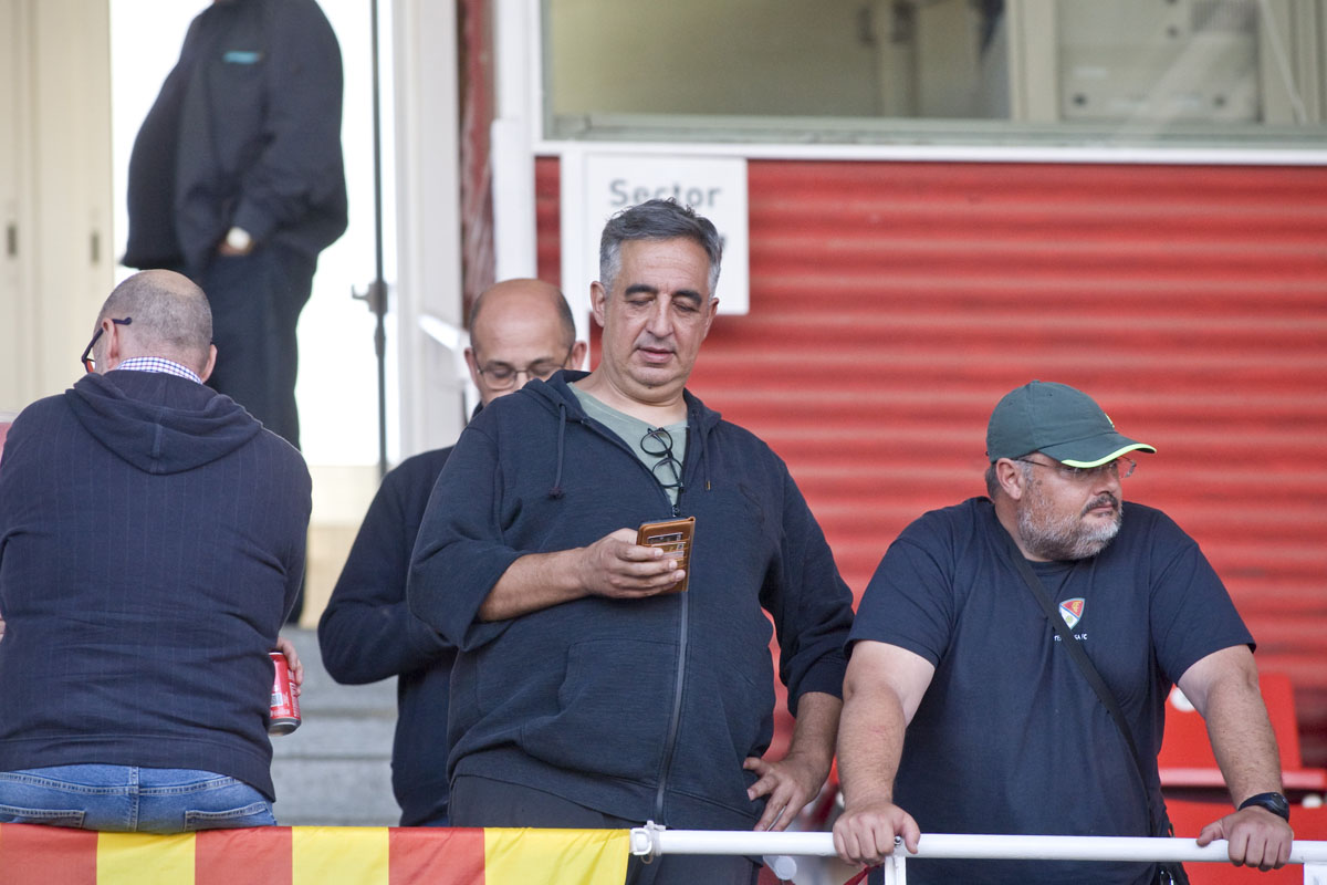 Dura resposta de Constantinos Tsakiris a Miguel Ángel Moreno
