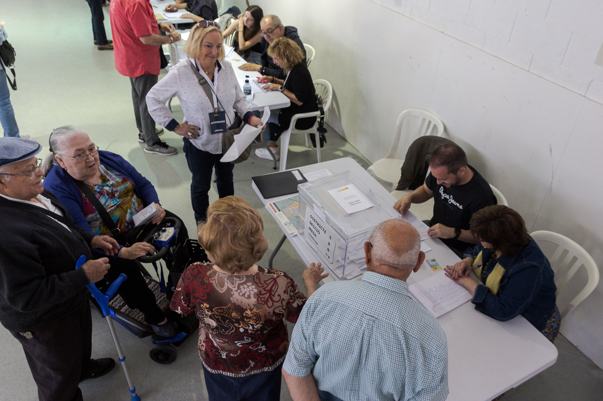 Quines excuses t’alliberen d’una mesa electoral?