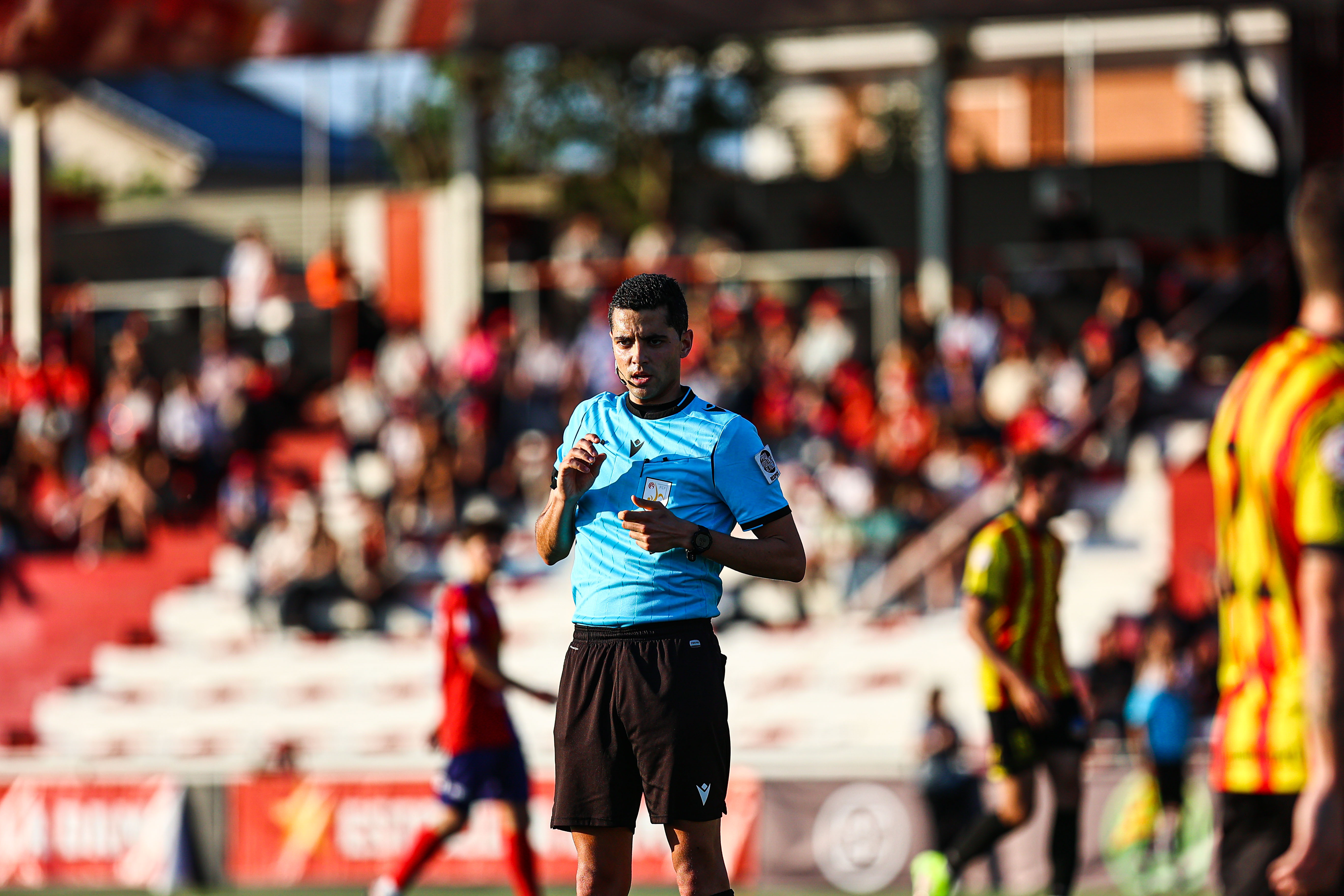 L'àrbitre de futbol Xavier Alins puja a Segona Federació