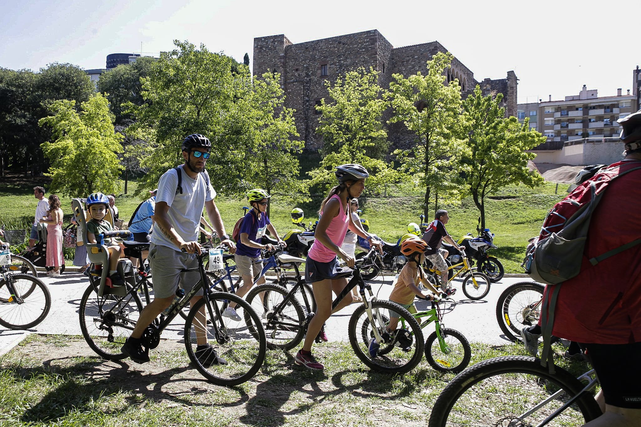 Uns 350 terrassencs gaudeixen de la Pedalada Popular