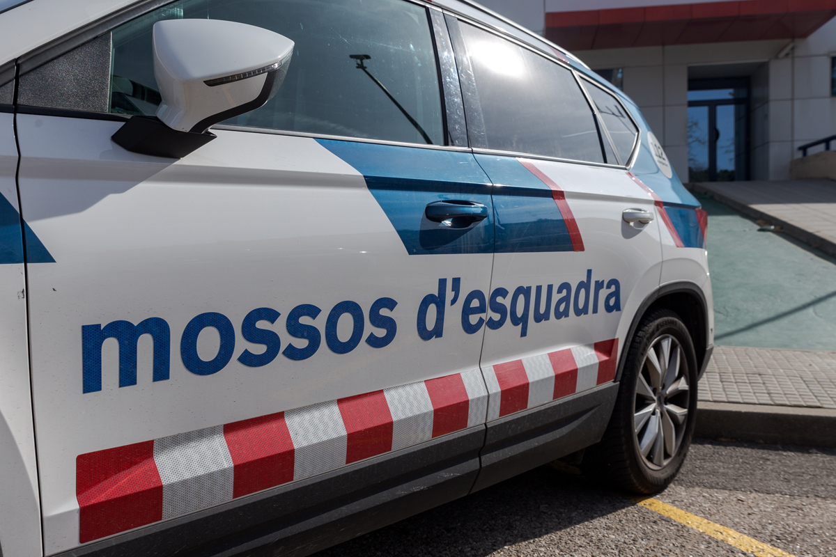 Detenen tres homes a Rubí per venda il·legal de drogues - 