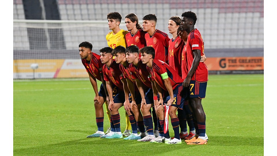 Simo ha disputat 90 minuts a l'Eurocopa sub-19
