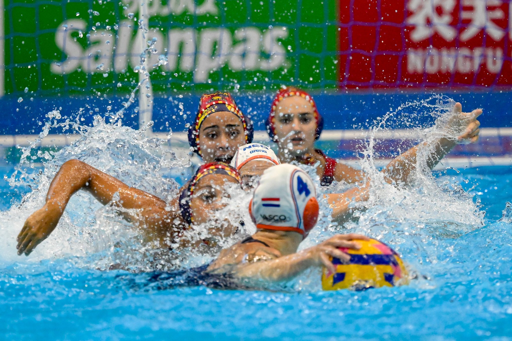 La selecció femenina de waterpolo perd en el debut en el Mundial