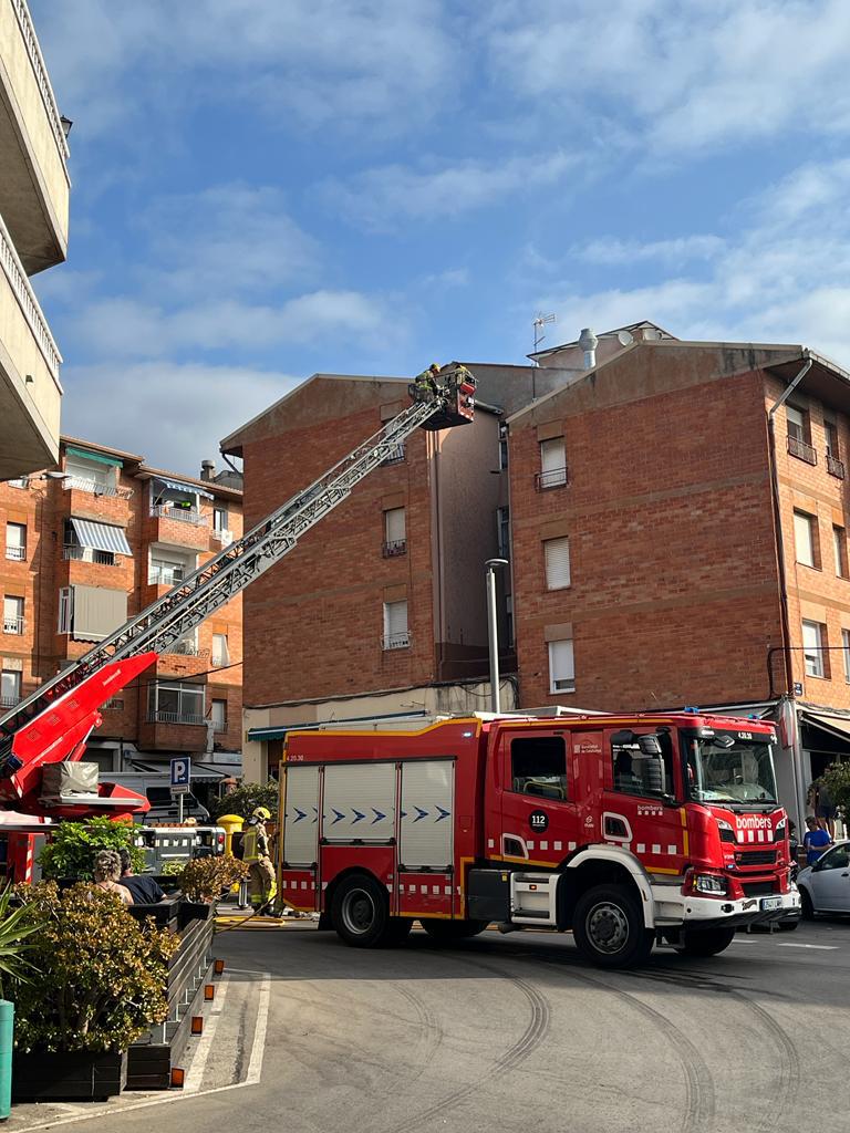 Alarma d'incendi al carrer de Tortosa