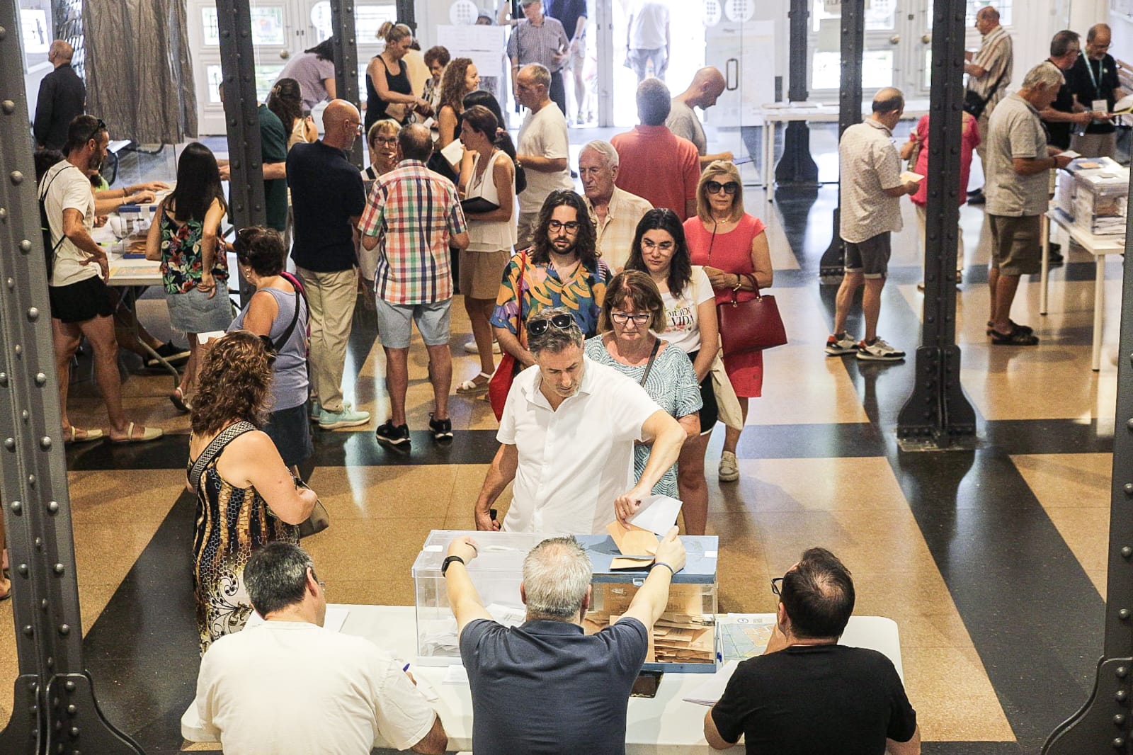FOTOS | Eleccions Generals 2023 a Terrassa