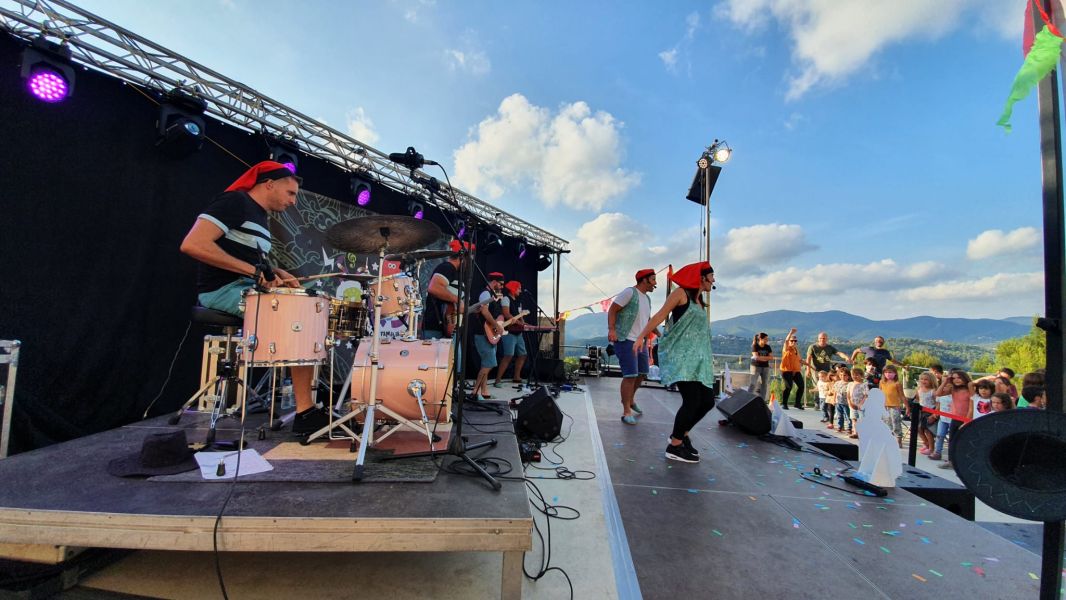 Ullastrell ho té tot a punt per gaudir de la seva Festa Major
