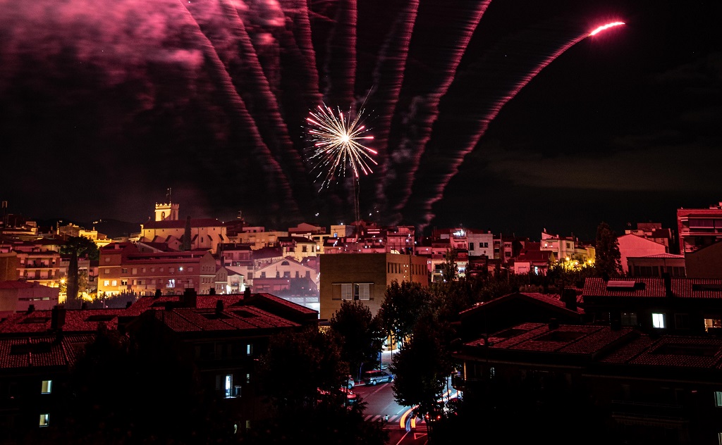 Castellbisbal suspèn el castell de focs per risc d'incendi 