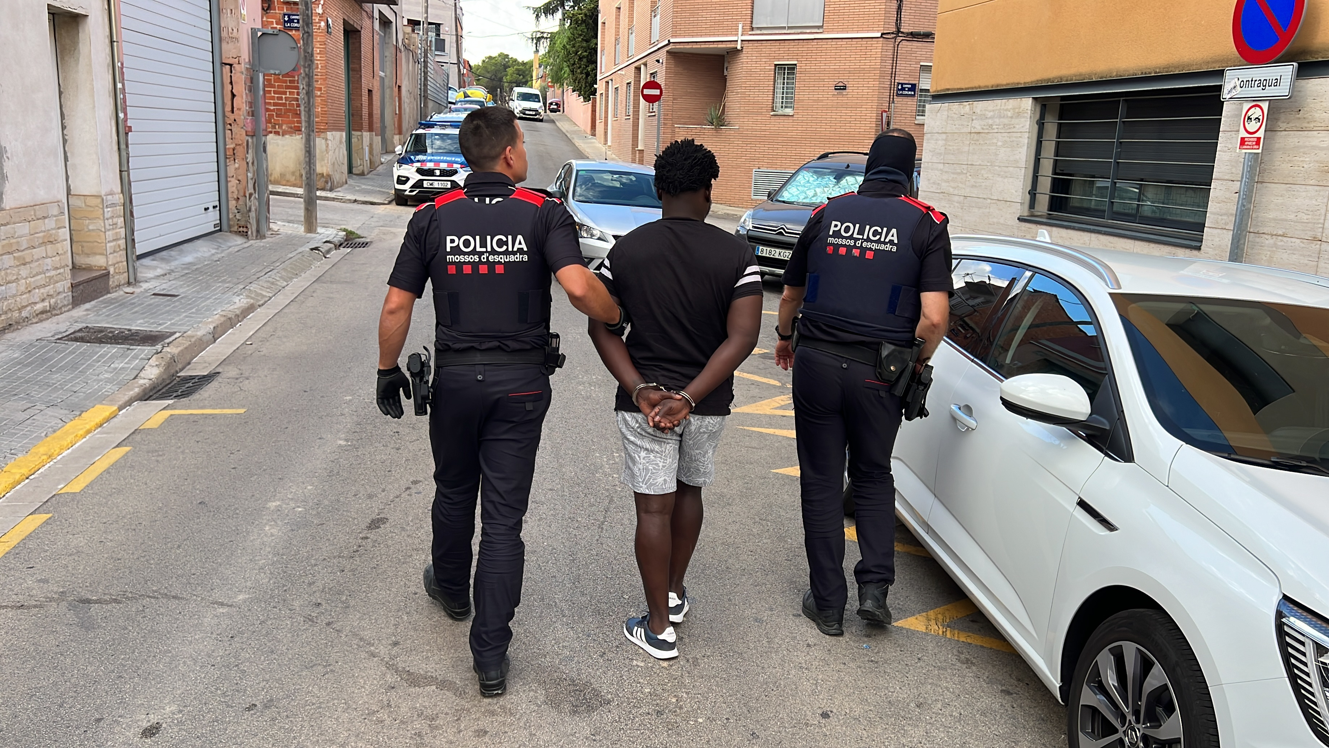 Un detingut en un operatiu policial dels Mossos a Terrassa per drogues