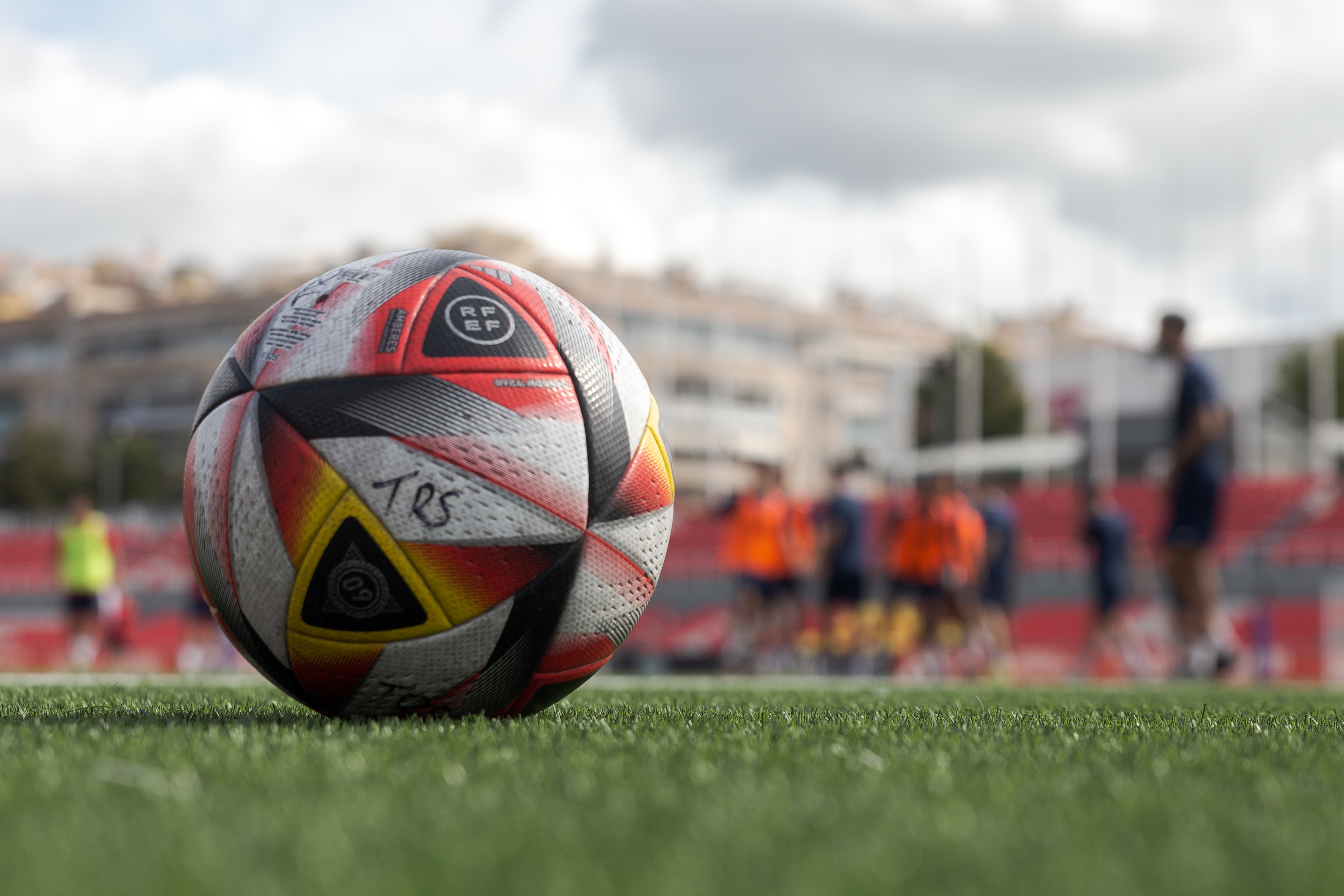 Tret de sortida a la lliga de l’ascens per al Terrassa FC