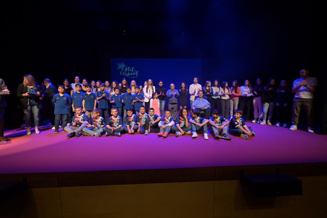 Els esportistes es vesteixen de gala a Barberà