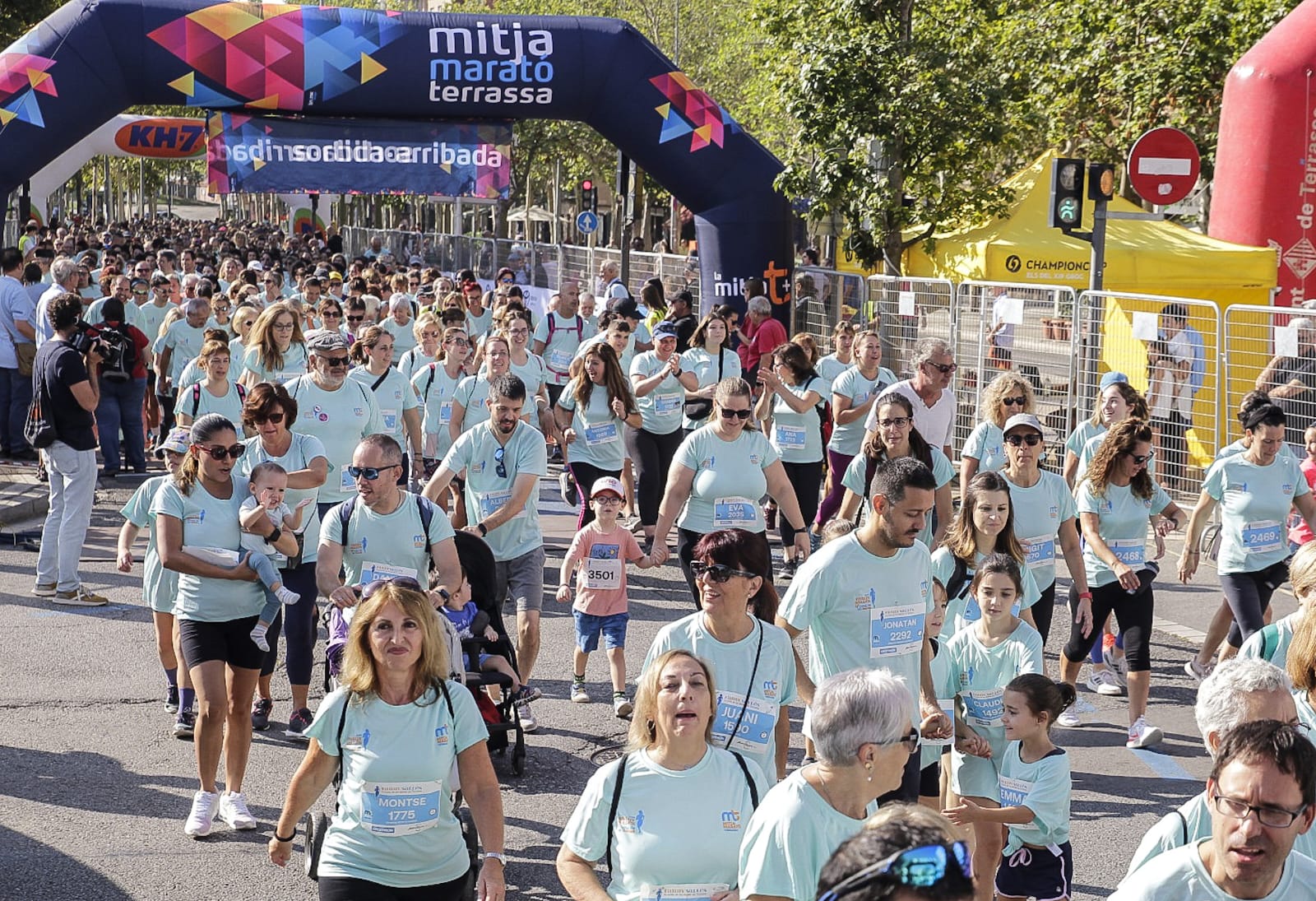 La Cursa Fanny Sallés aplega més de 3.000 participants en una jornada d'esport i solidaritat - 