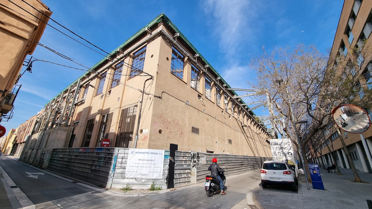 Comencen les obres a l'interior de la fàbrica Bosser del carrer d'Alemanya