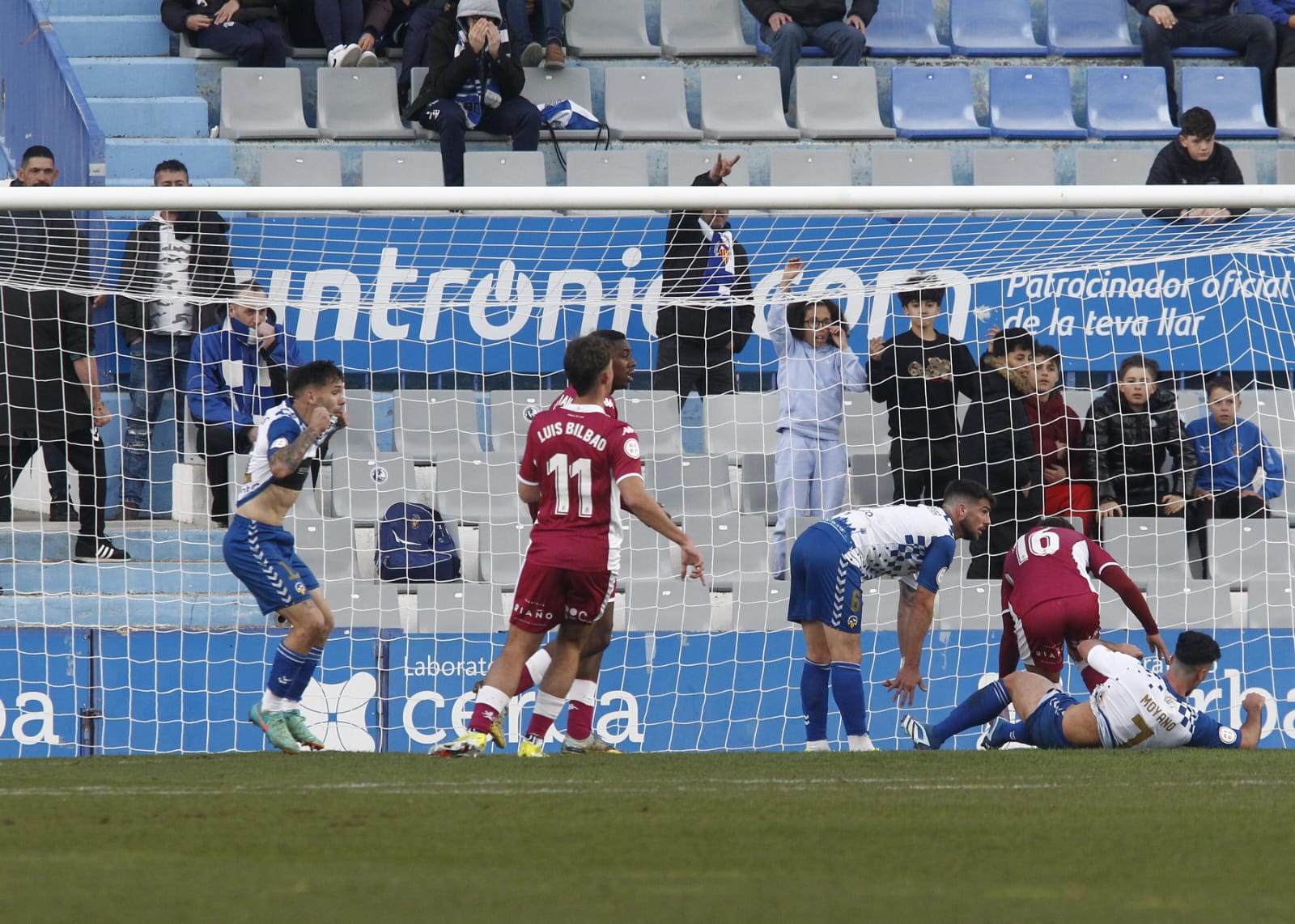 El Sabadell perd dos punts d'or en el tram final del partit (1-1)
