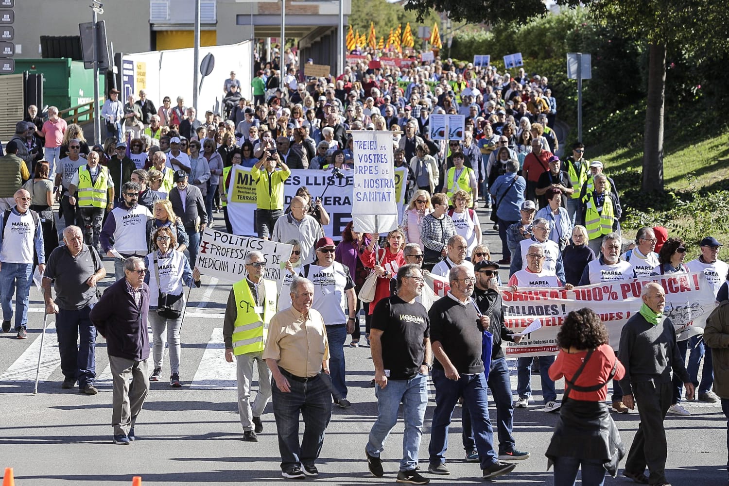 Terrassa surt al carrer per 