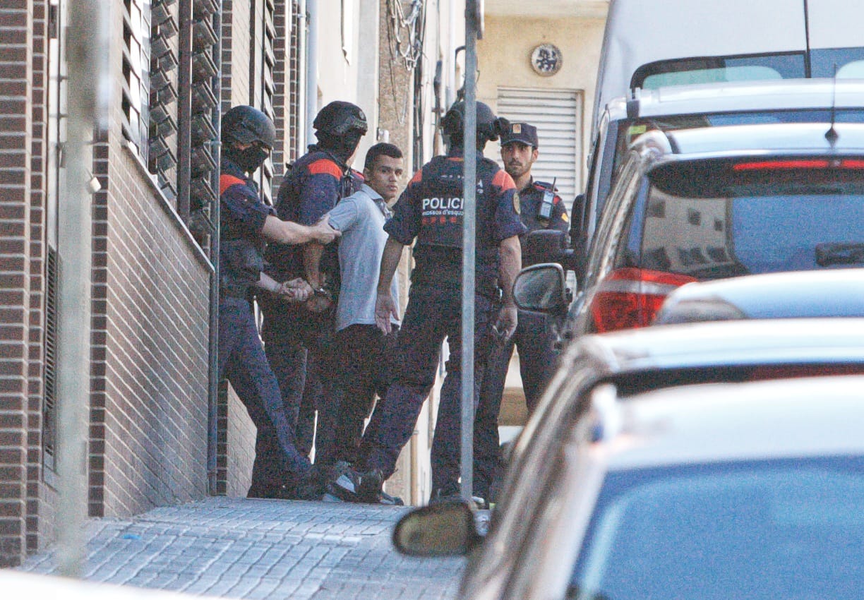 Els Mossos detenen a Terrassa un home que n'ha disparat un altre