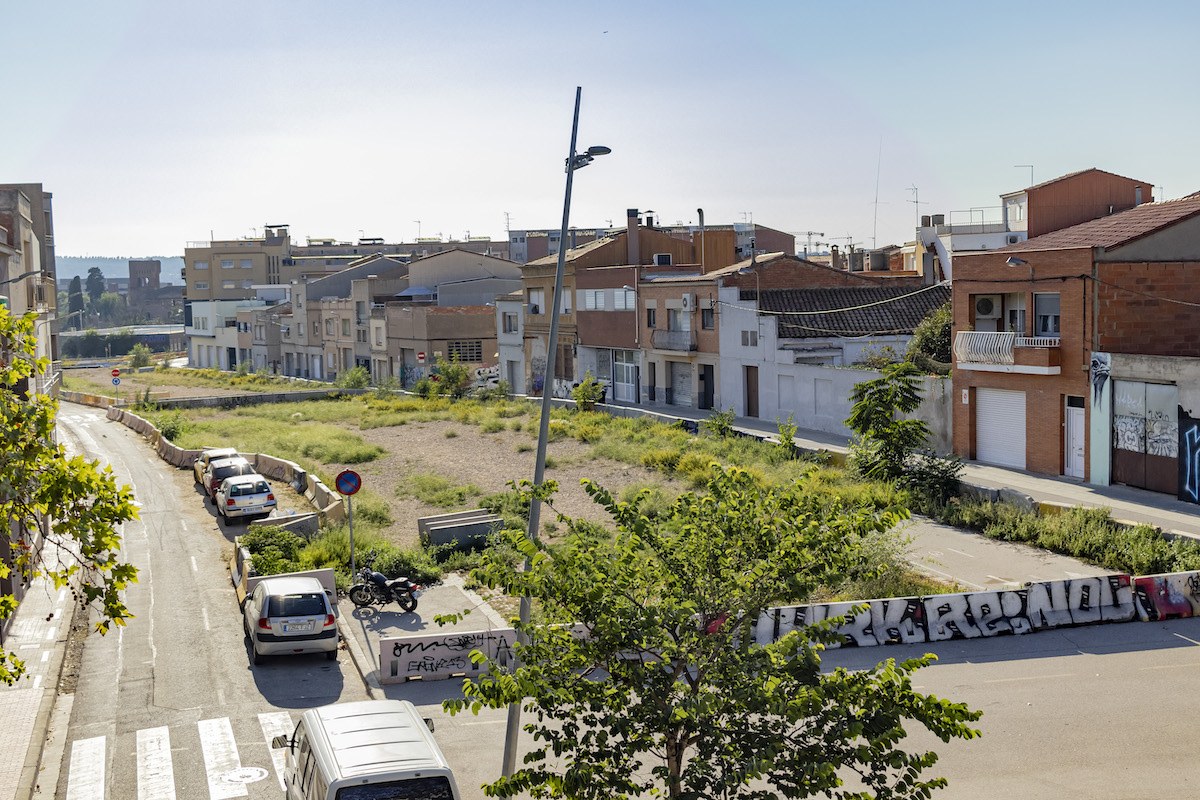Posaran el nom d'Antoni Farrés al passeig sorgit del soterrament dels FGC entre Can Feu i Gràcia