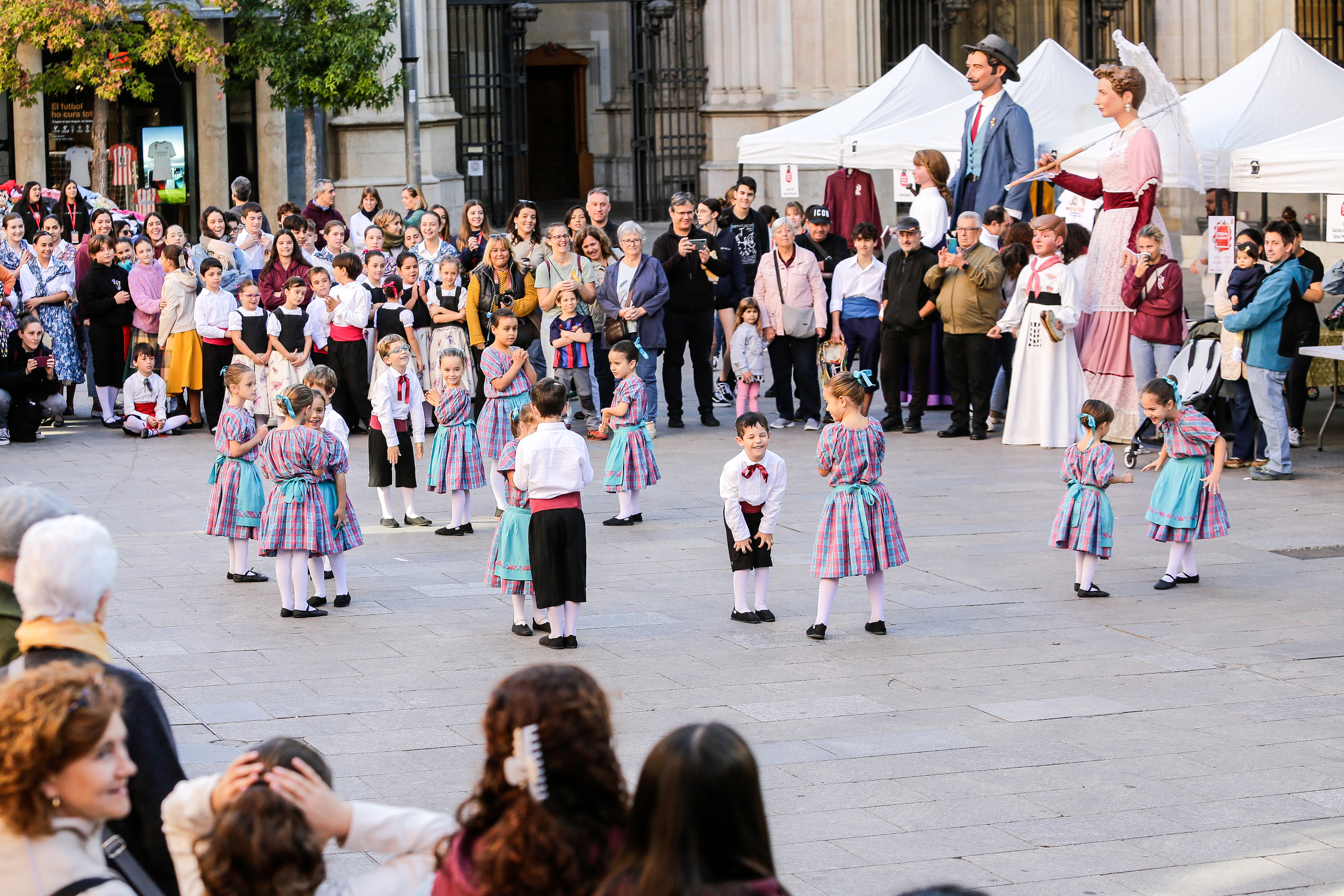 FOTOS | Festa al Districte I de Terrassa