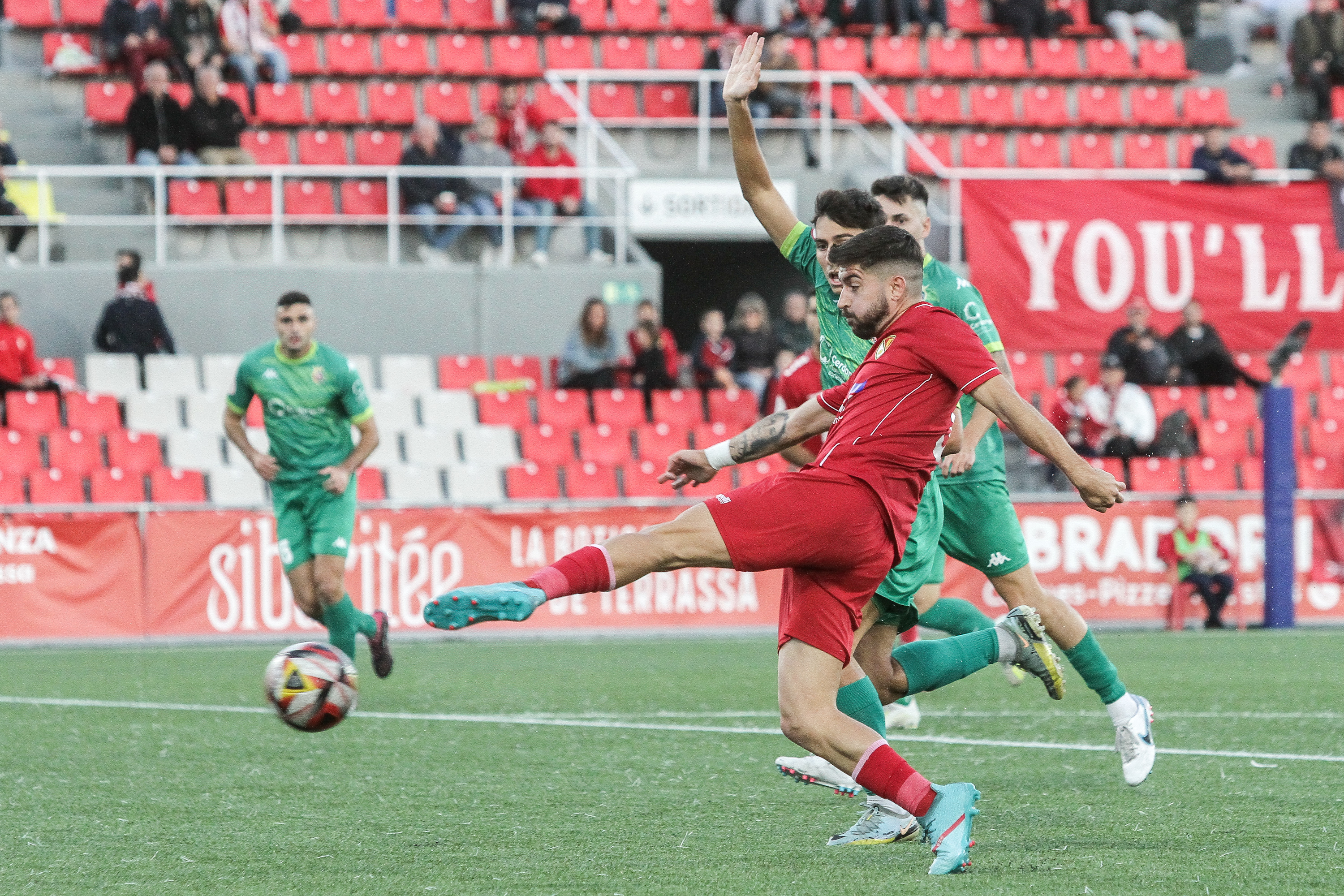El Cerdanyola frena la ratxa de triomfs d'un Terrassa FC que empata a casa
