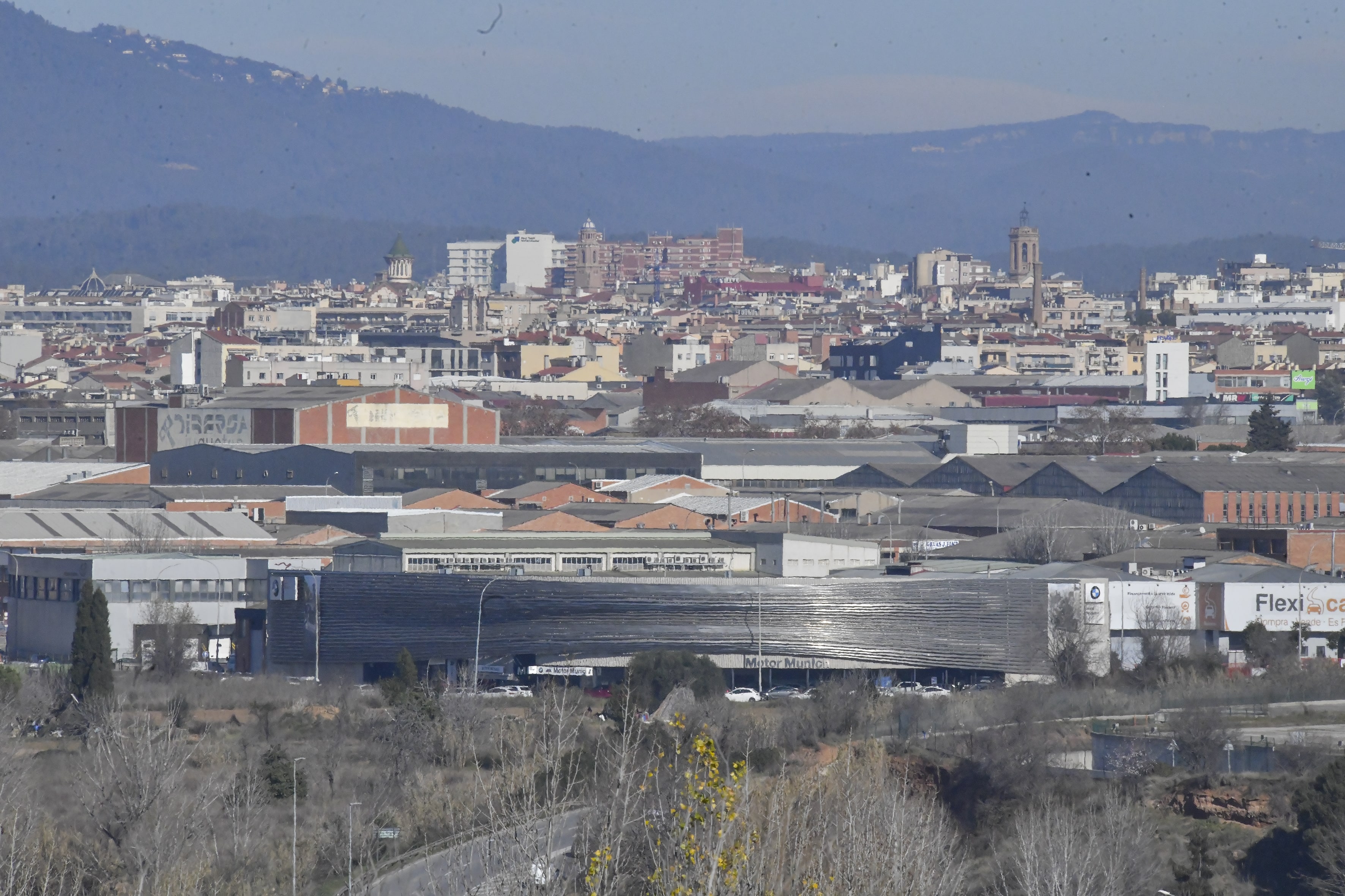 Enxampat entrant il·legalment en una nau industrial de Sabadell