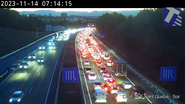 Aturades a la C-58 entre Terrassa i Sant Quirze per un accident