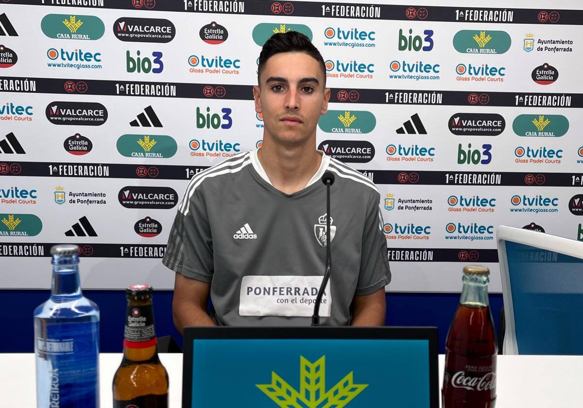 El central Jesús Fernández (Ponferradina) apunta a tancar la línia defensiva del Sabadell