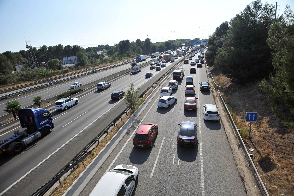 Els vallesans fan 4,3 desplaçaments en dia feiner i el 85,2%, dins de la comarca